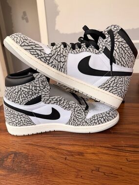 NWT Jordan 1 Retro High OG- white cement